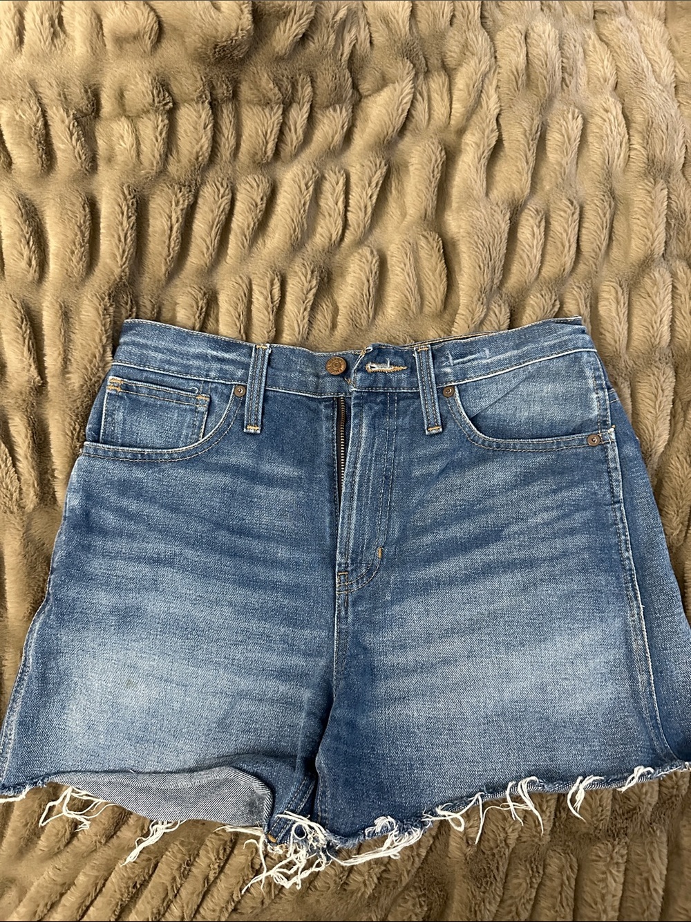 Madewell High-Rise Distressed Denim Shorts - Medium Blue